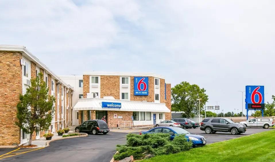 Motel 6 Minneapolis Airport - Mall Of America Dış mekan fotoğraf