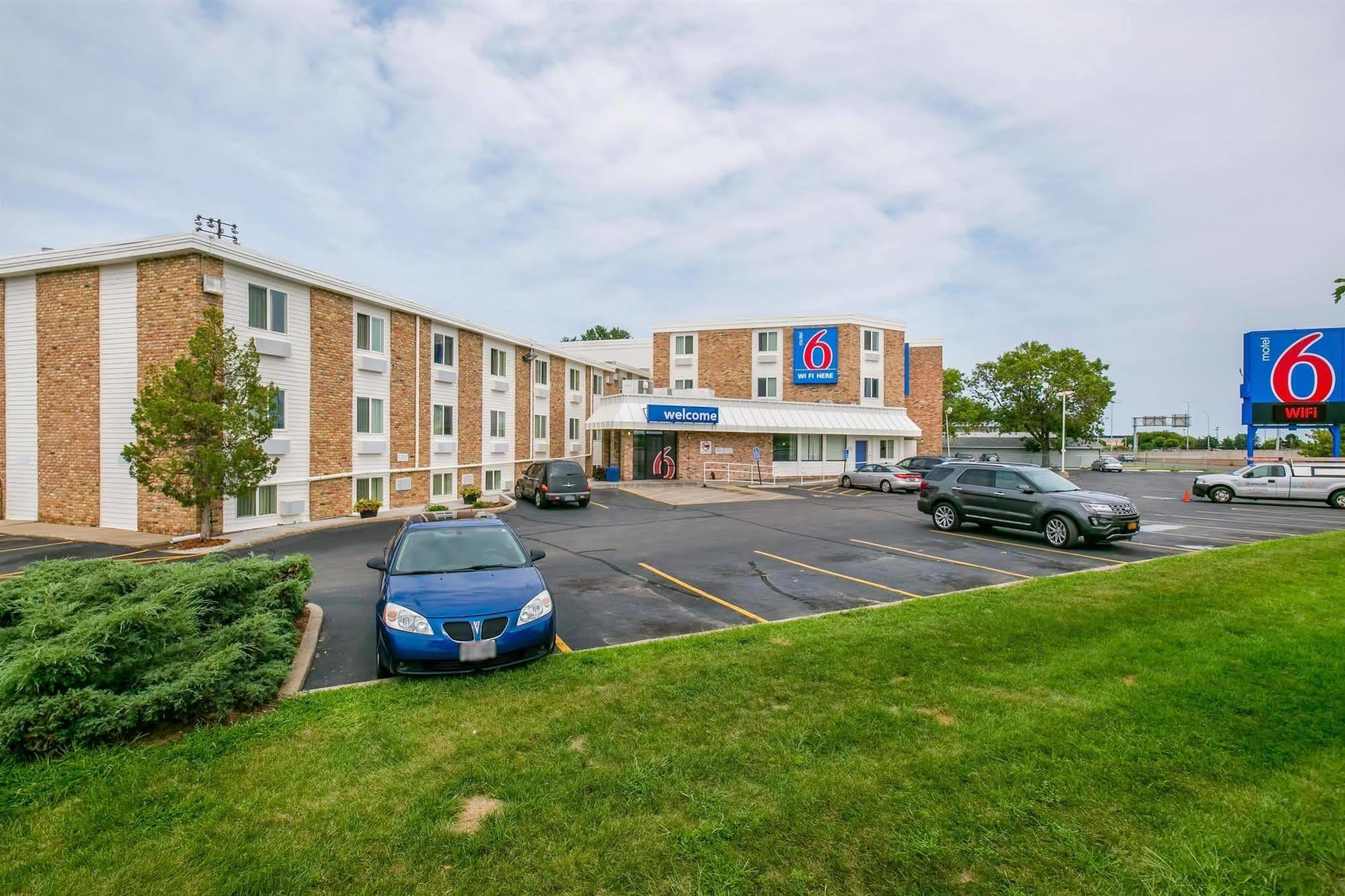 Motel 6 Minneapolis Airport - Mall Of America Dış mekan fotoğraf