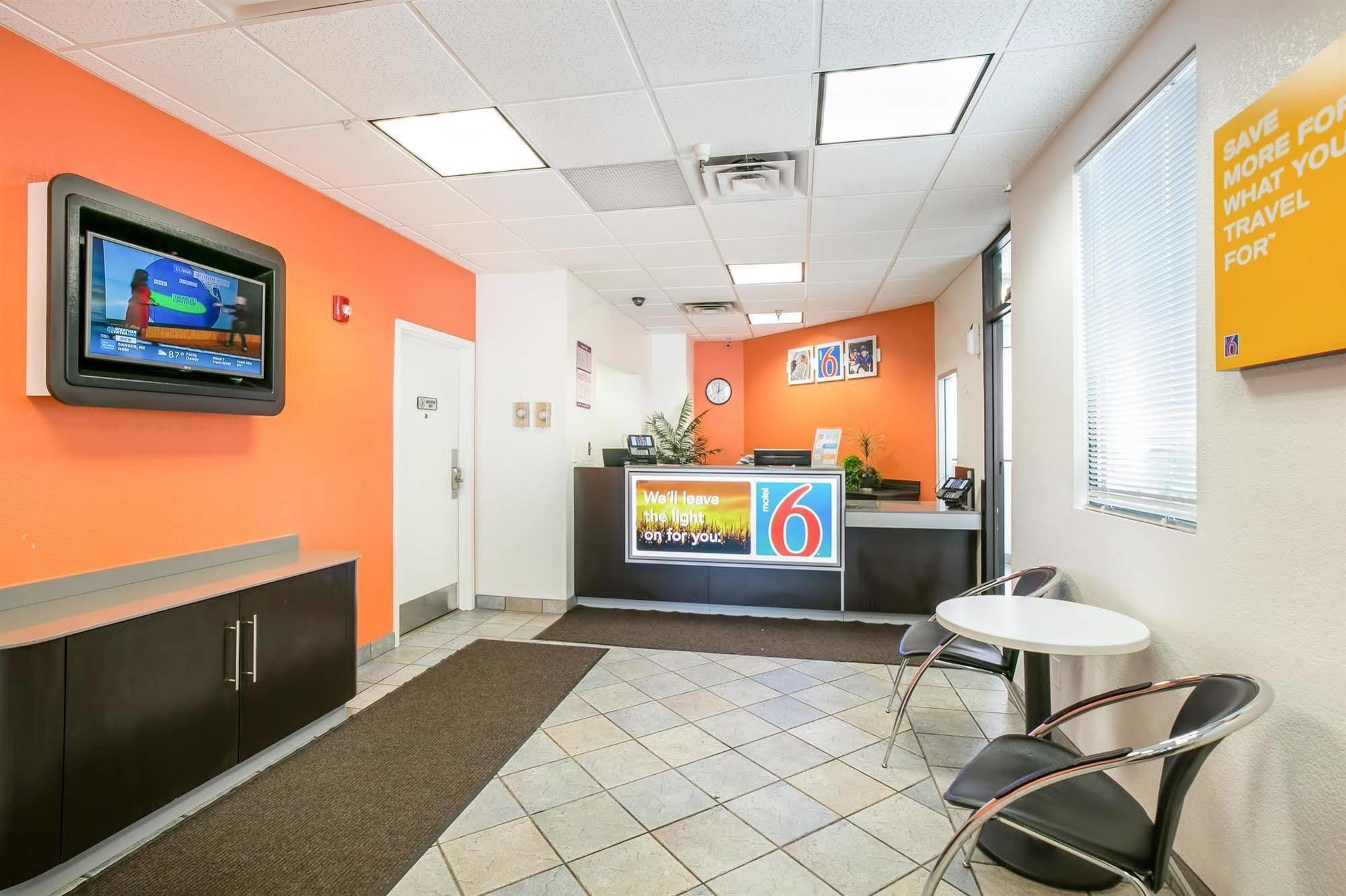 Motel 6 Minneapolis Airport - Mall Of America Dış mekan fotoğraf