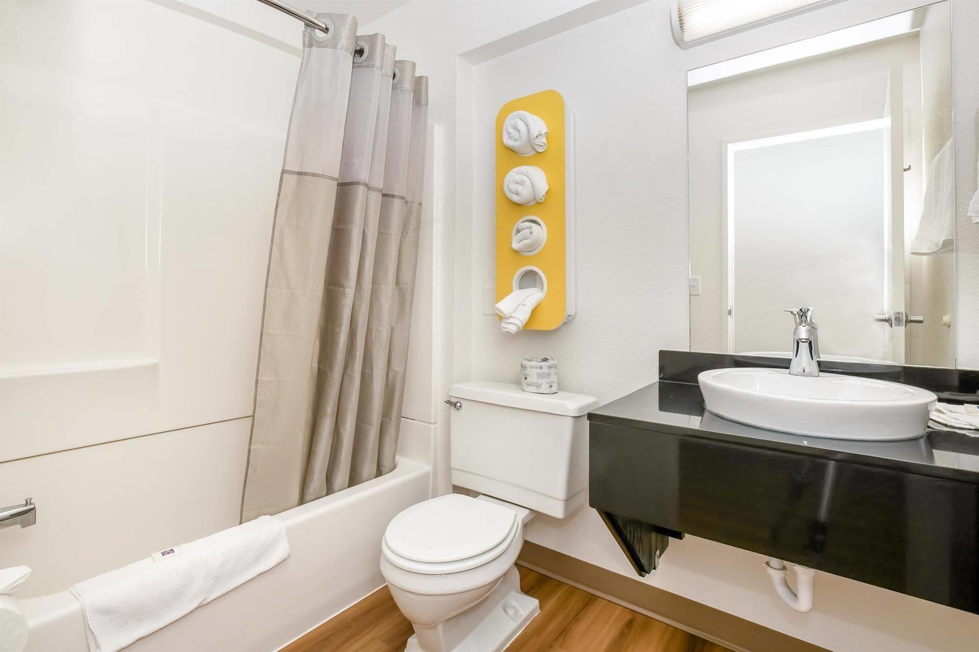 Motel 6 Minneapolis Airport - Mall Of America Dış mekan fotoğraf