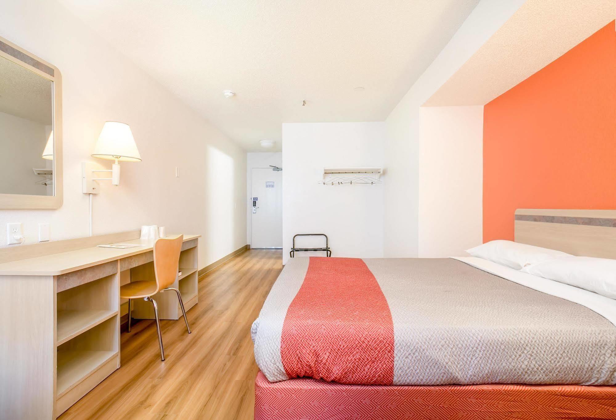 Motel 6 Minneapolis Airport - Mall Of America Dış mekan fotoğraf